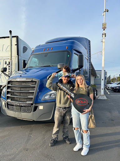 Diamond Truck Sales Inc image