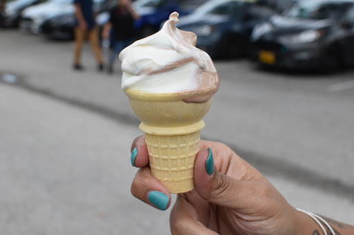 Ice Cream Shop «Twistee Treat Valrico», reviews and photos, 1886 FL-60, Brandon, FL 33511, USA