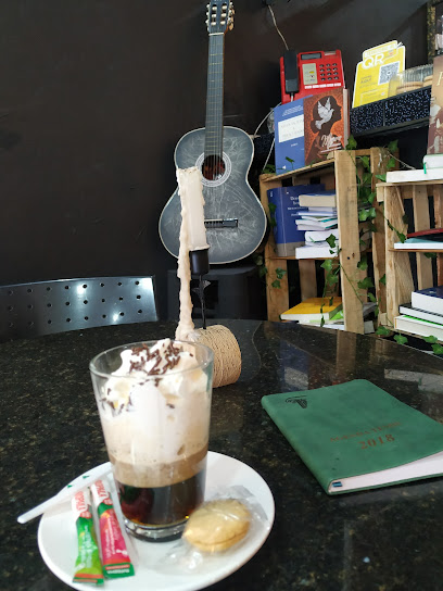 Café & Coworking