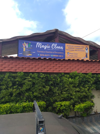 Logo da empresa - Magic Clean - Soluções em limpeza