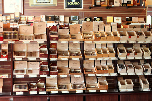 Cigar Shop «Miami Cigar Shop - Neptune Cigars SuperStore», reviews and photos, 9308 S Dixie Hwy, Kendall, FL 33156, USA