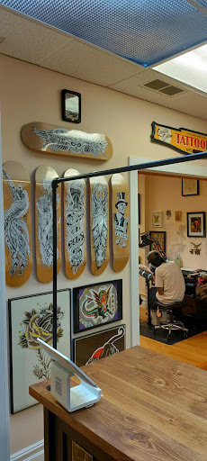 Tattoo Shop «Name Brand Tattoo», reviews and photos, 514 E Washington St, Ann Arbor, MI 48104, USA