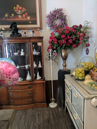 Florist «Urban Florist», reviews and photos, 710 N Mountain Ave, Ontario, CA 91762, USA