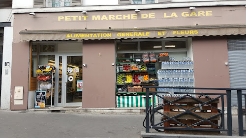 Épicerie Petit Marché De La Gare Colombes