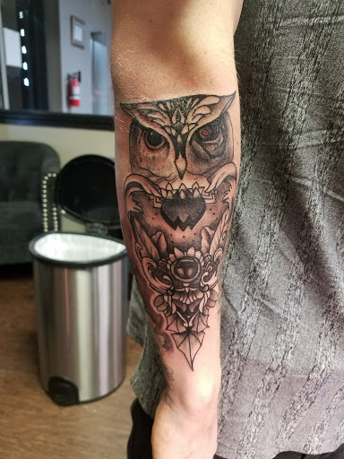 Tattoo Shop «Fresh Ink Tattoo Studios», reviews and photos, 1340 Mims Rd, Rockwall, TX 75032, USA