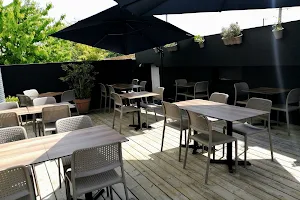 Paihia Kitchen. Lorient Restaurant - Brunch - Terrasse image