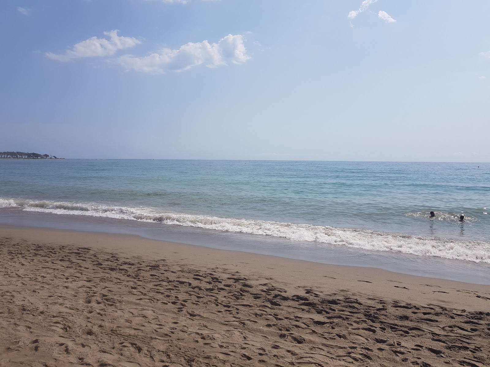 Fotografija Playa de Quitapellejos z prostoren zaliv