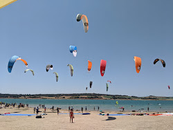 Playa Manchamar'in fotoğrafı - rahatlamayı sevenler arasında popüler bir yer