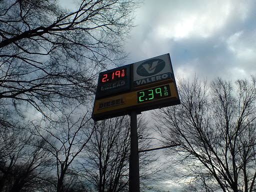 Gas Station «Valero», reviews and photos, 600 W Howard Ave, Decatur, GA 30030, USA