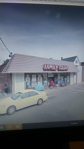 FAMILY DOLLAR, 611 Washington St, Whitman, MA 02382, USA, 