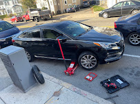 Bulldog Towing Service - Photo 2 - Car repair in , Boston