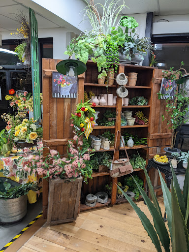 Florist «Wisteria Flowers & Gifts», reviews and photos, 360 Culver Rd, Rochester, NY 14607, USA