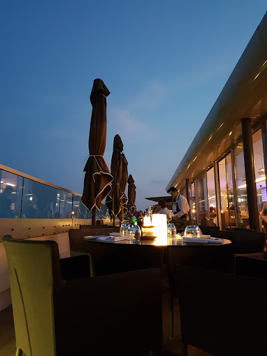 Calade Rooftop · Restaurant Nice · Terrasse Vue Mer