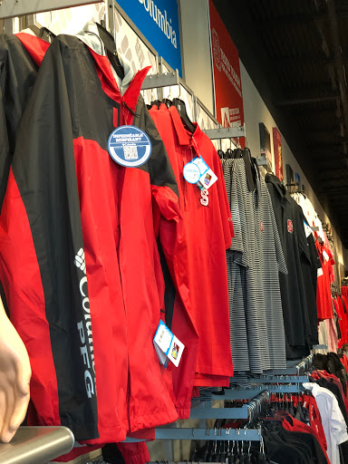 Sportswear Store «Red and White Shop», reviews and photos, 3526 Wade Ave, Raleigh, NC 27607, USA