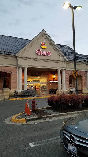 Supermarket «Giant», reviews and photos, 7142 Arlington Rd, Bethesda, MD 20814, USA