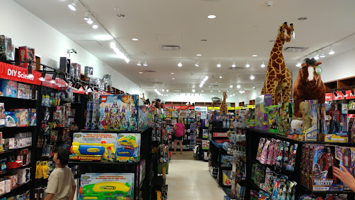 Shopping Mall «The Mall at Partridge Creek», reviews and photos, 17420 Hall Rd, Charter Twp of Clinton, MI 48038, USA