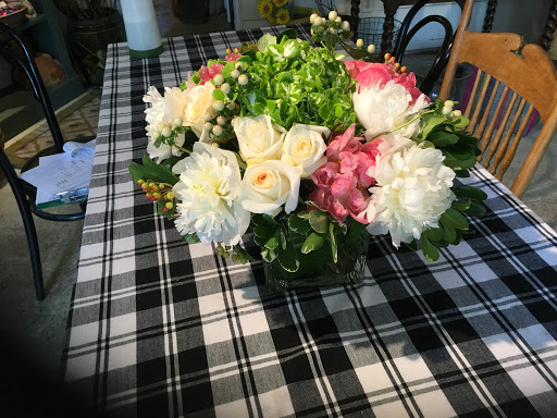 Florist «Annabel Green Flowers», reviews and photos, 28 Cannon Rd, Wilton, CT 06897, USA