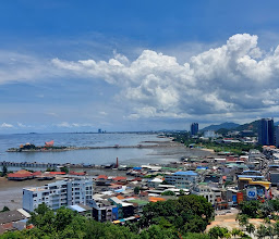 หอชมเมืองศรีราชา photo