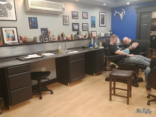 Tattoo Shop «Tattoo Frenzy Inc», reviews and photos, 127 Merrick Rd, Amityville, NY 11701, USA