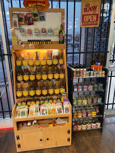 Tobacco Shop «Hazel Sky Smoke Shop San Pedro», reviews and photos, 7071 San Pedro Ave, San Antonio, TX 78216, USA