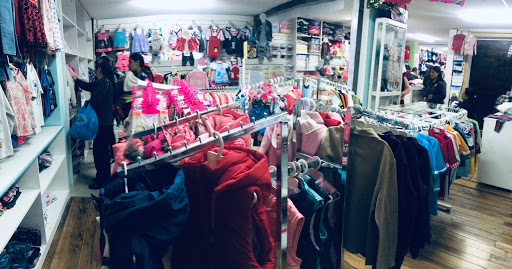 Tiendas para comprar ropa niña Quito