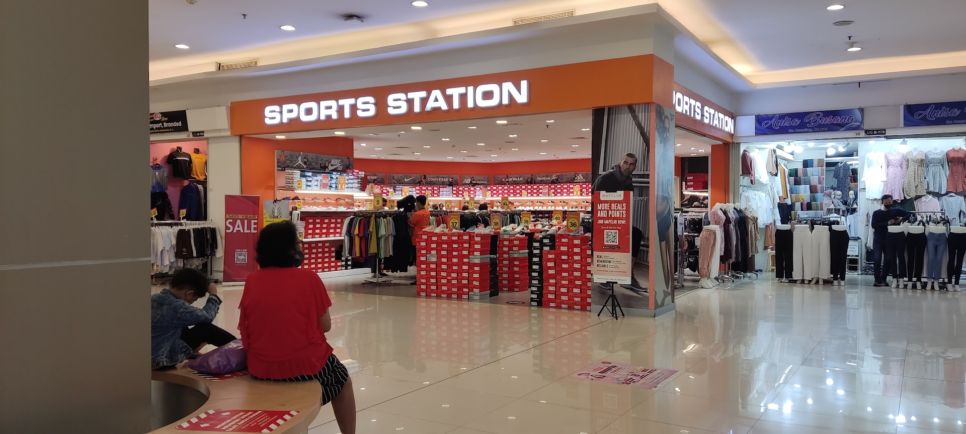 Sports Station Tangerang City Mall Photo