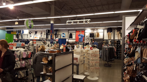Clothing Store «Old Navy», reviews and photos, 747 NW 12th St, Gresham, OR 97030, USA