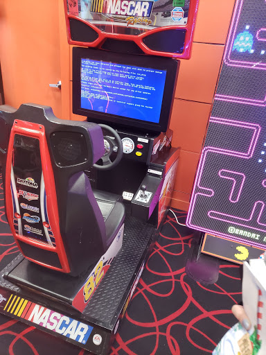 Shopping Mall «Westland Shopping Center», reviews and photos, 35000 Warren Rd, Westland, MI 48185, USA