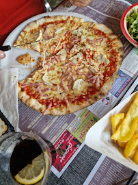Plats et boissons du Pizzeria Le Cabanon à Creyssac - n°10