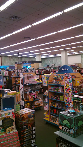 Book Store «Barnes & Noble», reviews and photos, 3600 Stevens Creek Blvd, San Jose, CA 95117, USA
