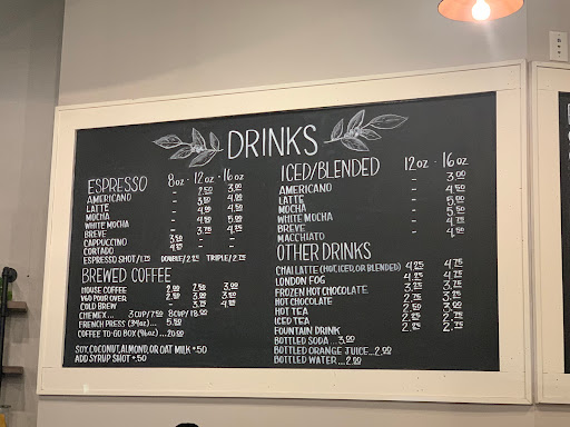 Cafe «Front Porch Cafe», reviews and photos, 932 W Maple St, Hartville, OH 44632, USA