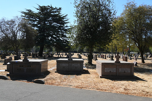 Funeral Home «Rose City Cemetery», reviews and photos, 5625 NE Fremont St, Portland, OR 97213, USA