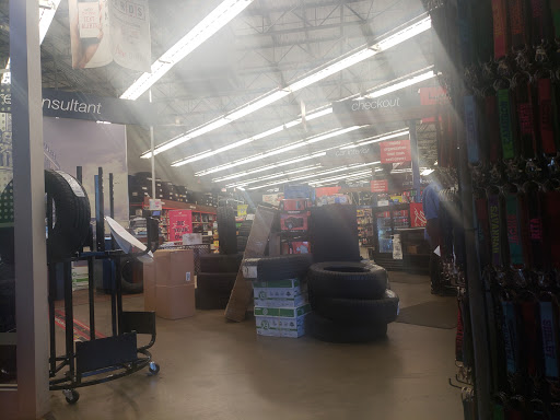 Auto Parts Store «Pep Boys Auto Parts & Service», reviews and photos, 1848-1850 Revere Beach Pkwy, Everett, MA 02149, USA