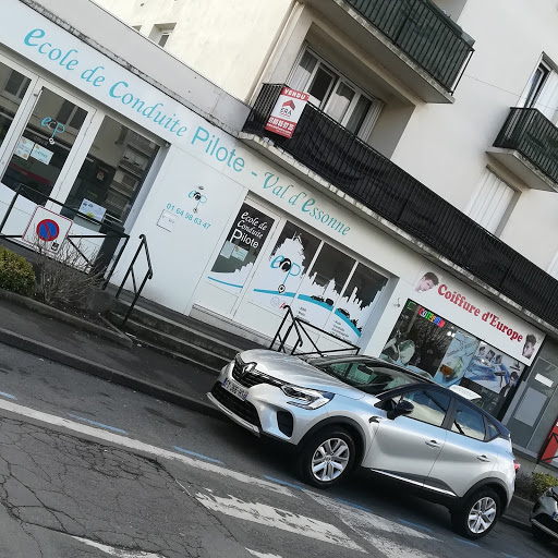 Auto-École E.c.p Val D'essonne à Ballancourt-sur-Essonne, Essonne