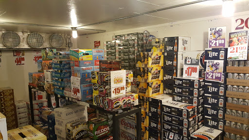 Liquor Store «Chisago Warehouse Liquors», reviews and photos, 10640 South Ave, Chisago City, MN 55013, USA