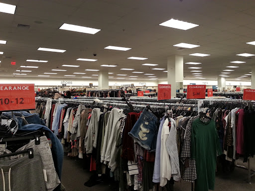 Department Store «Nordstrom Rack Orland Park Place», reviews and photos, 140 Orland Park Pl, Orland Park, IL 60462, USA
