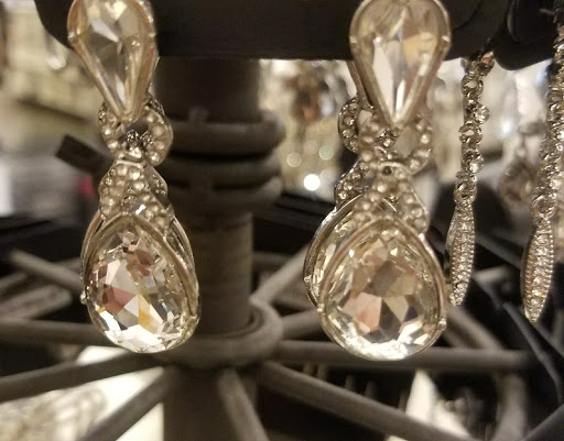 Fashion Accessories Store «Charming Charlie», reviews and photos, 1350 Scenic Hwy S #420, Snellville, GA 30078, USA