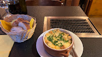Plats et boissons du Restaurant de fondues Les Fondus de la Raclette Paris 14eme - Montparnasse - n°5