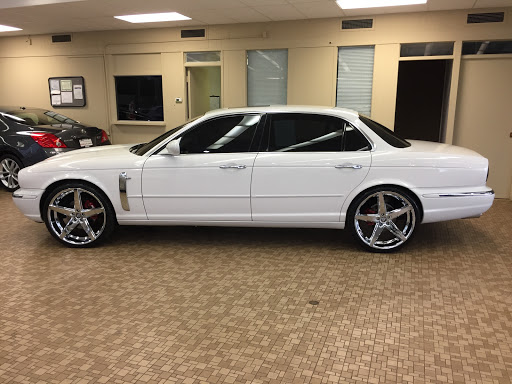 Used Car Dealer «Redefined Auto Sales», reviews and photos, 5050 Dempster St, Skokie, IL 60077, USA