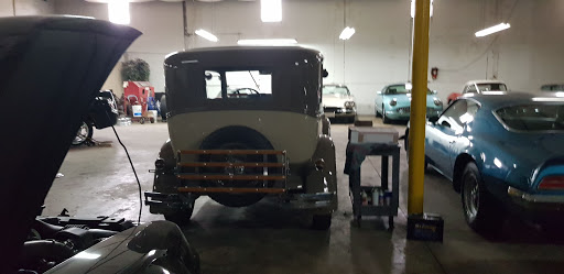 Car Dealer «Orlando Classic Cars», reviews and photos, 506 Pine St, Orlando, FL 32824, USA