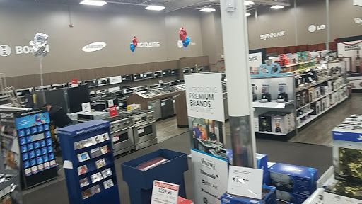 Electronics Store «Best Buy», reviews and photos, 701 N Milwaukee Ave, Vernon Hills, IL 60061, USA