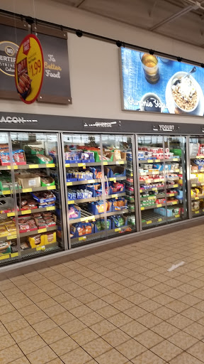 Supermarket «ALDI», reviews and photos, 801 Interstate Dr, Champaign, IL 61822, USA