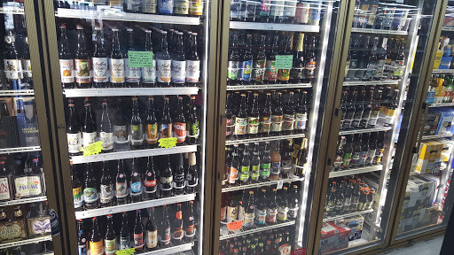 Grocery Store «La Riviera Market and Spirits», reviews and photos, 9331 La Riviera Dr, Sacramento, CA 95826, USA