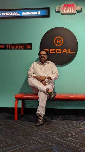 Movie Theater «Regal Cinemas Hadley Theatre 16», reviews and photos, 1000 Corporate Ct, South Plainfield, NJ 07080, USA