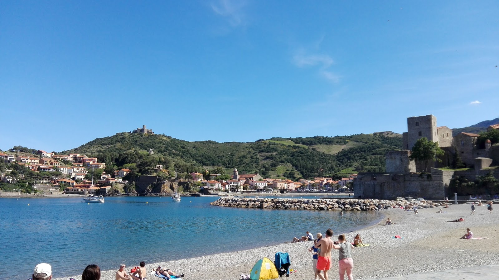 Collioure Plajı'in fotoğrafı çok temiz temizlik seviyesi ile