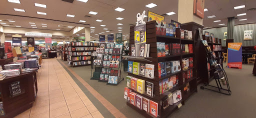 Book Store «Barnes & Noble», reviews and photos, 3651 Jefferson Davis Hwy, Alexandria, VA 22305, USA