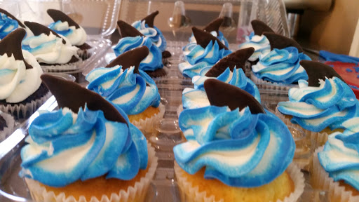 Wedding Bakery «Spinolas Bake Shop», reviews and photos, 3845 Old William Penn Hwy, Murrysville, PA 15668, USA