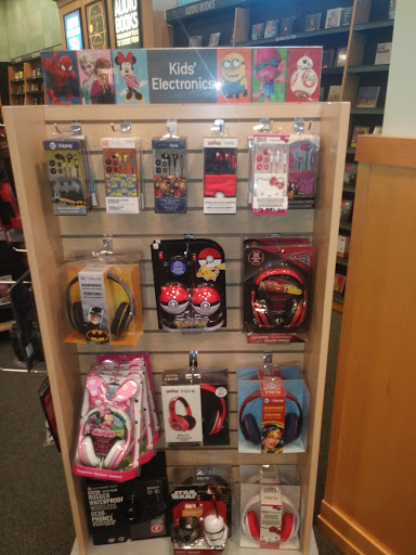 Book Store «Barnes & Noble», reviews and photos, 342 Newnan Crossing Bypass, Newnan, GA 30265, USA