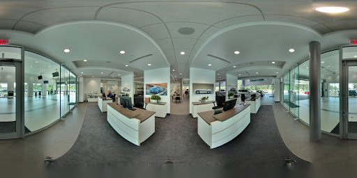 Porsche Dealer «Porsche Exchange», reviews and photos, 2300 Skokie Valley Rd, Highland Park, IL 60035, USA