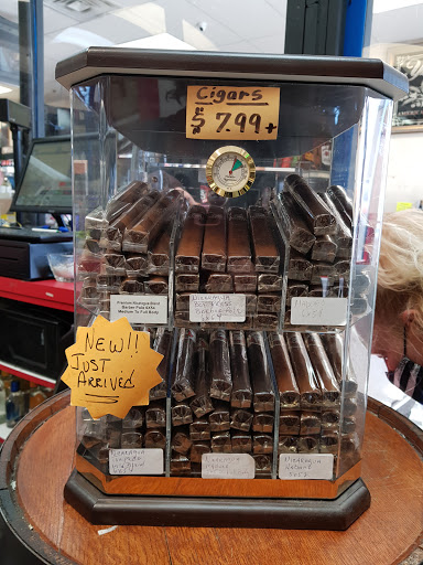 Liquor Store «Hackensack Liquor Store», reviews and photos, 500 S River St, Hackensack, NJ 07601, USA